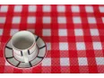 nappe en papier vichy carreau rouge et blanc