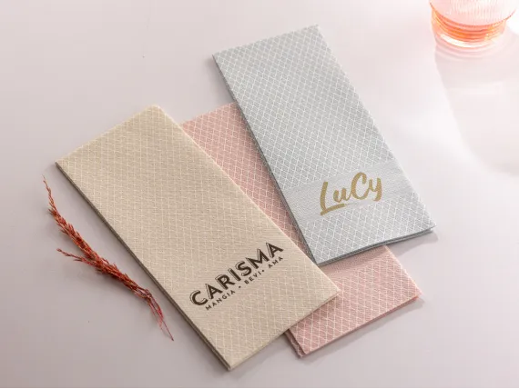 Serviettes Diamant P8 personnalisées - par 1050