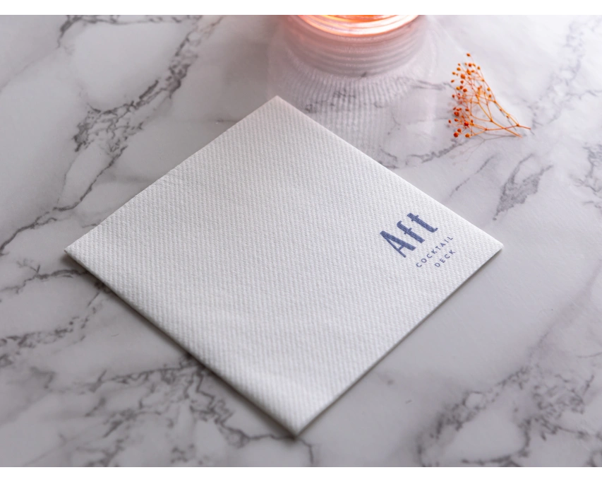 Serviettes en intissoft personnalisées traiteurs par 2700