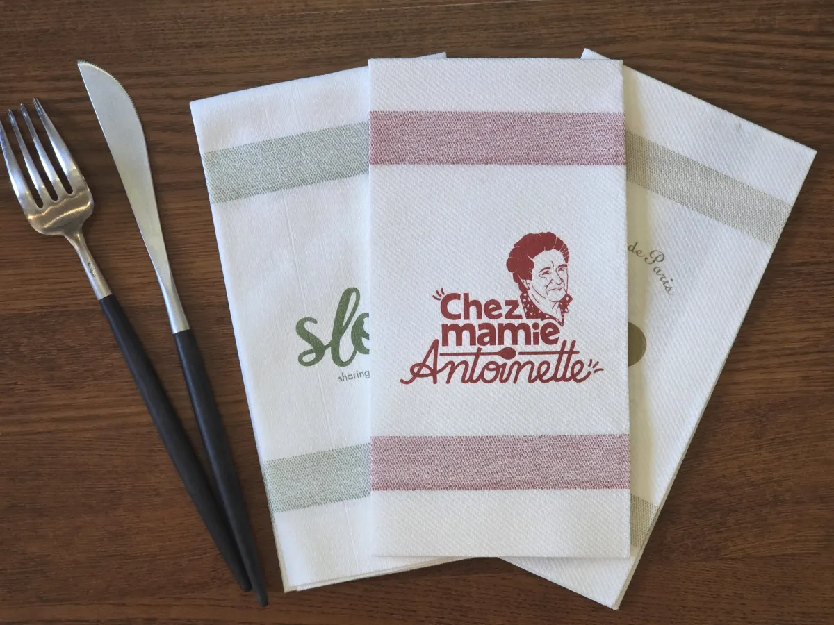 Serviettes Personnalisables à lanières – Déco bistro et choix des couleurs pour Restaurants